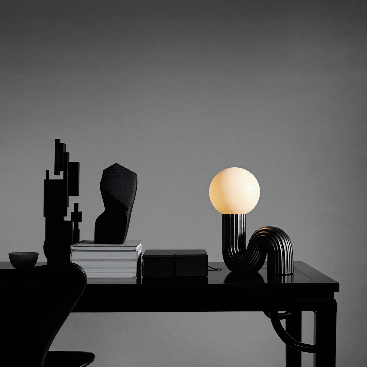 Memphis Wavy Ribbed Ceramic Table Lamp