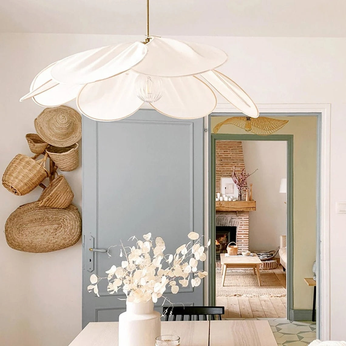 Dining Room Light Fixture Nordic Pendant Light-[Modern pendant lighting for bedroom and living space]-Demolights UK