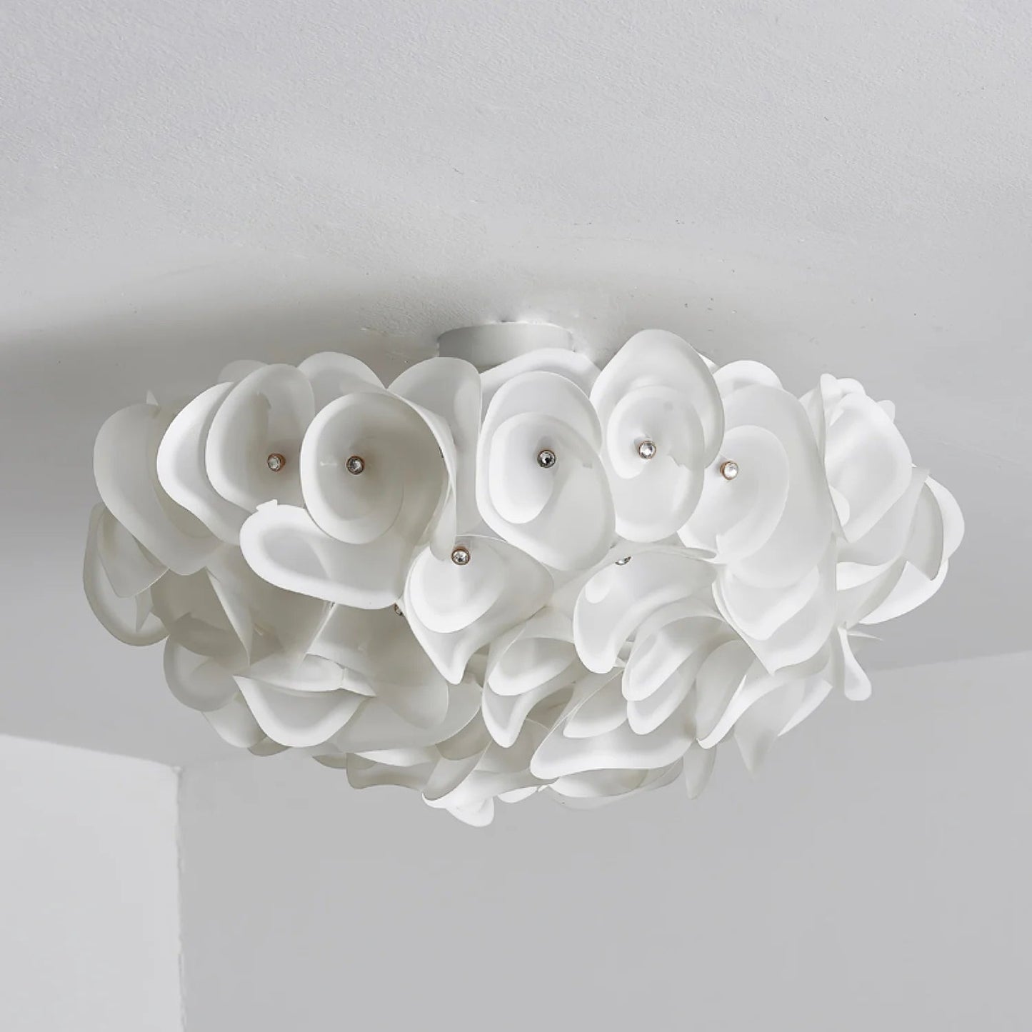White Hydrangea Metal Ceiling Lamp