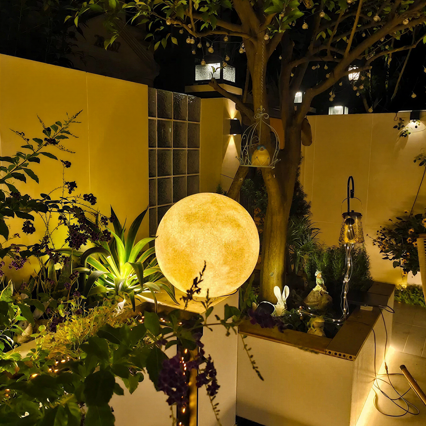Solar Moon Globe Lamp IP65