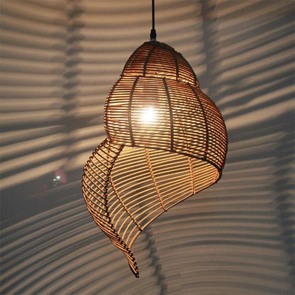 Conch Wicker Handmade Rattan Lamp
