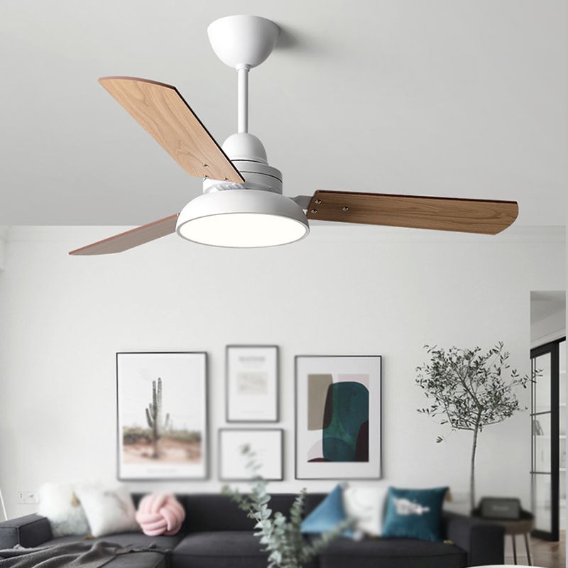 Nordic 3-Blade Wood Fan with Remote