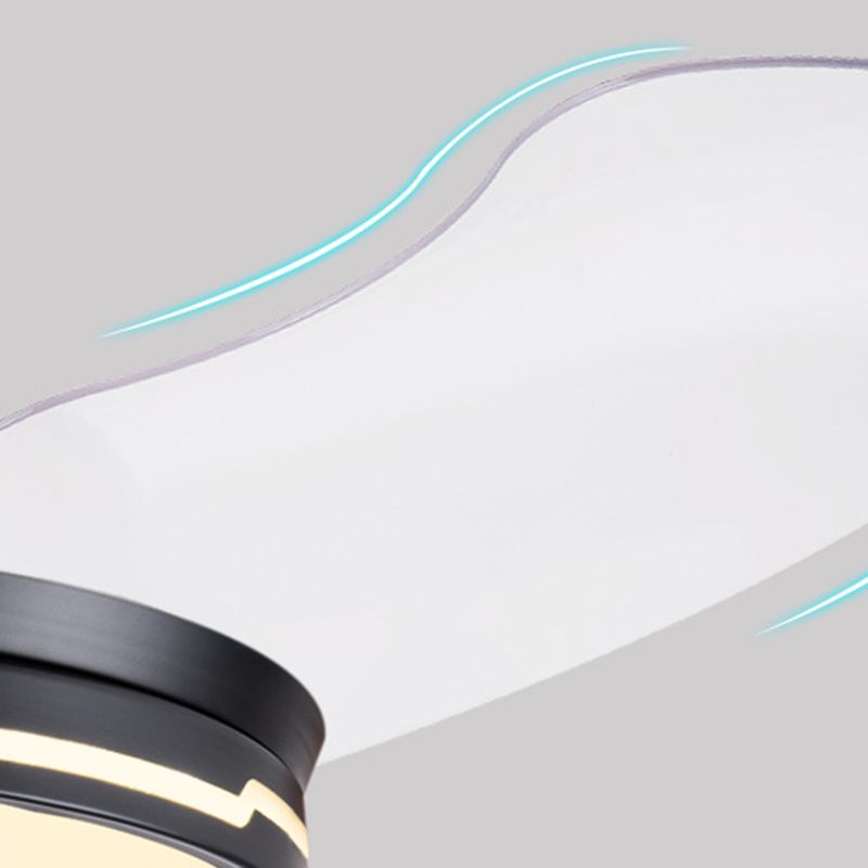 Drum Ceiling Fan with Concealable Blades