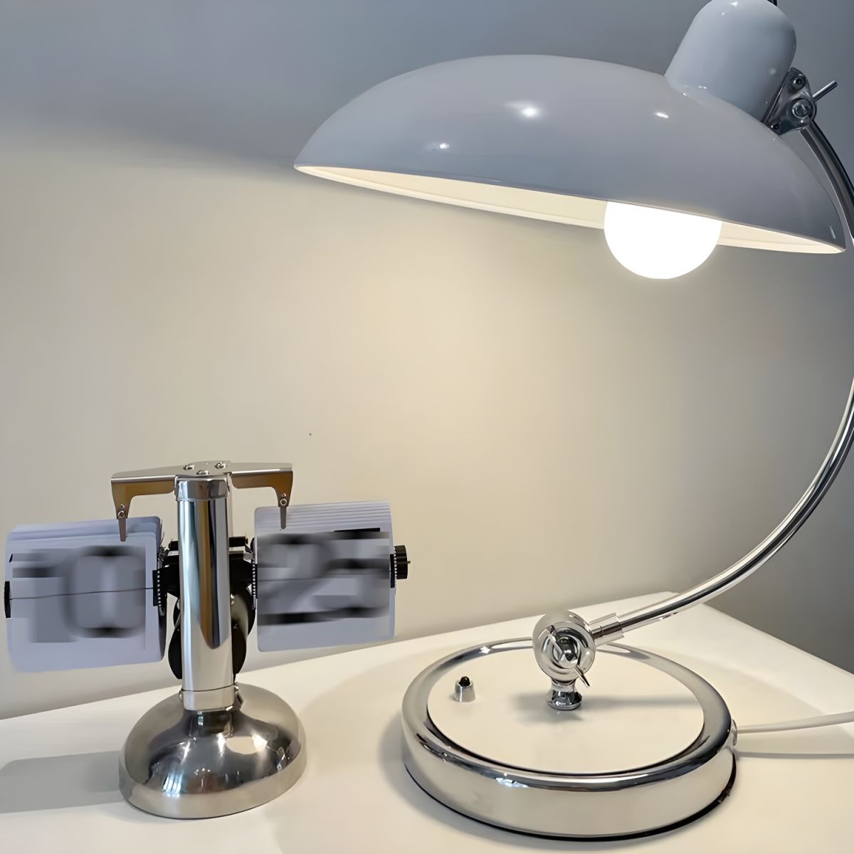 Bauhaus Gooseneck Banker's Desk Lamp