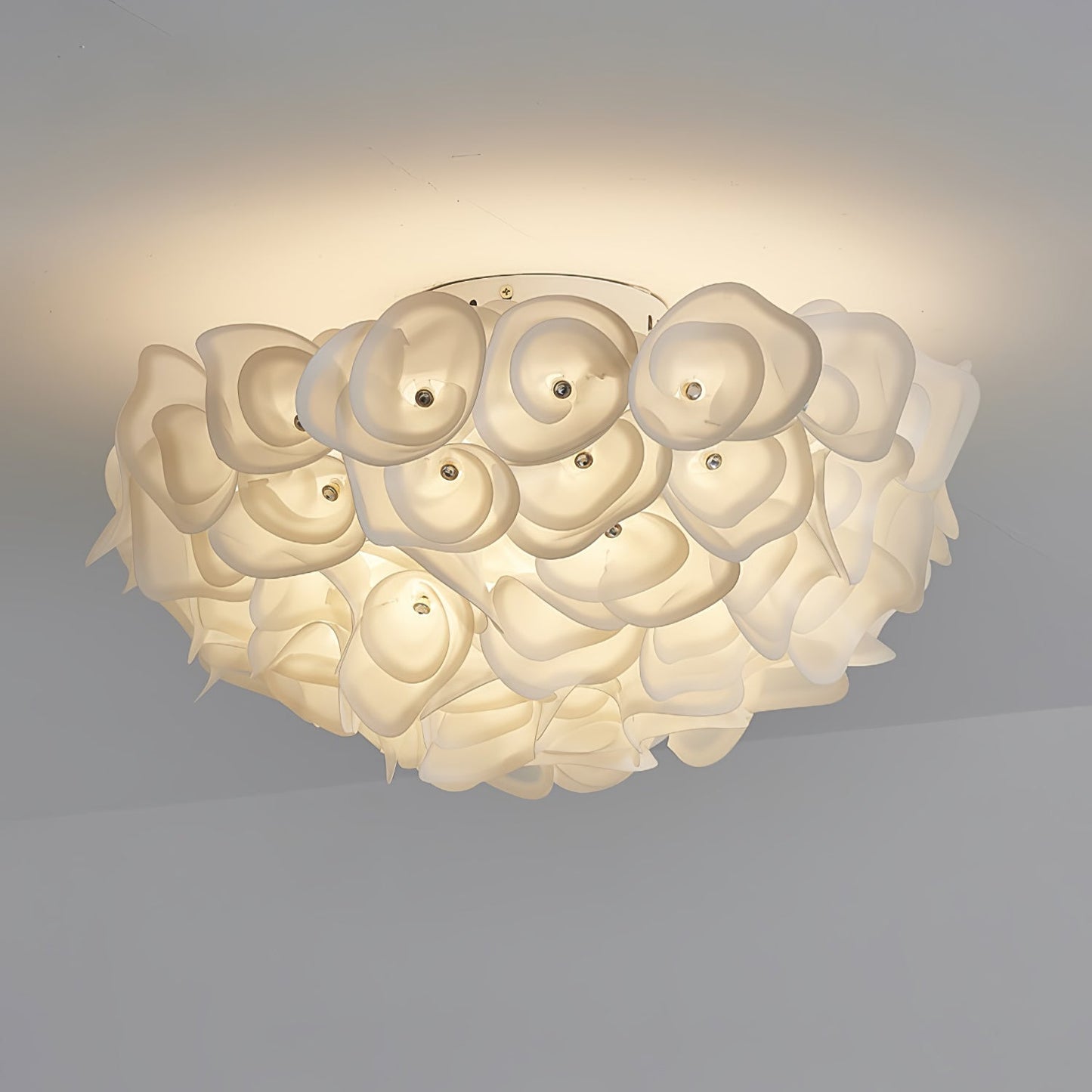 White Hydrangea Metal Ceiling Lamp