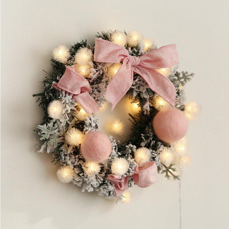 Pre-Lit Rattan Christmas Wreath