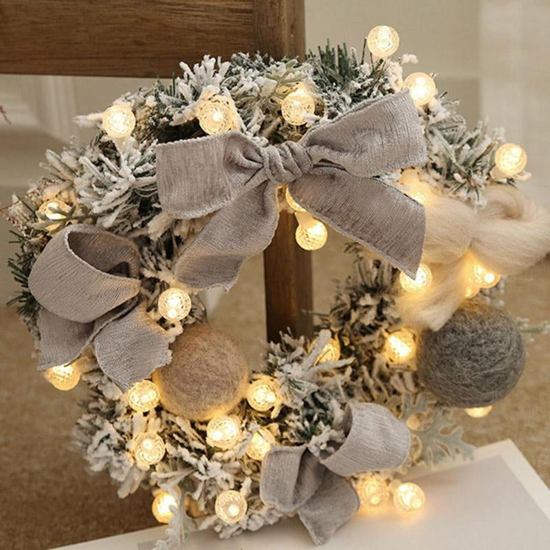 Pre-Lit Rattan Christmas Wreath