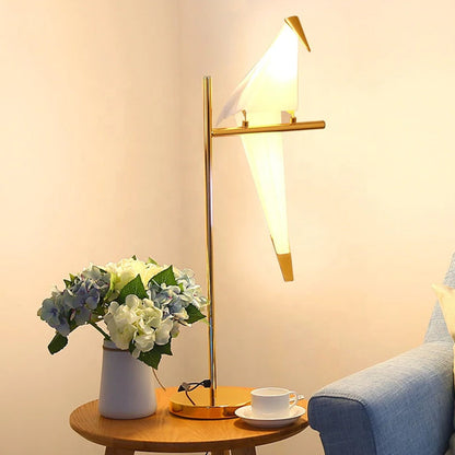 Gold Metal Bird Desk Lamp